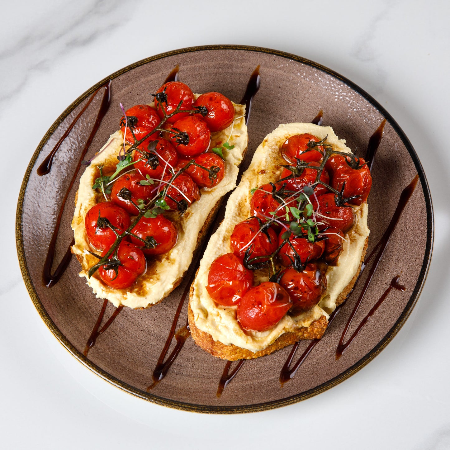 Hummus Tomatina